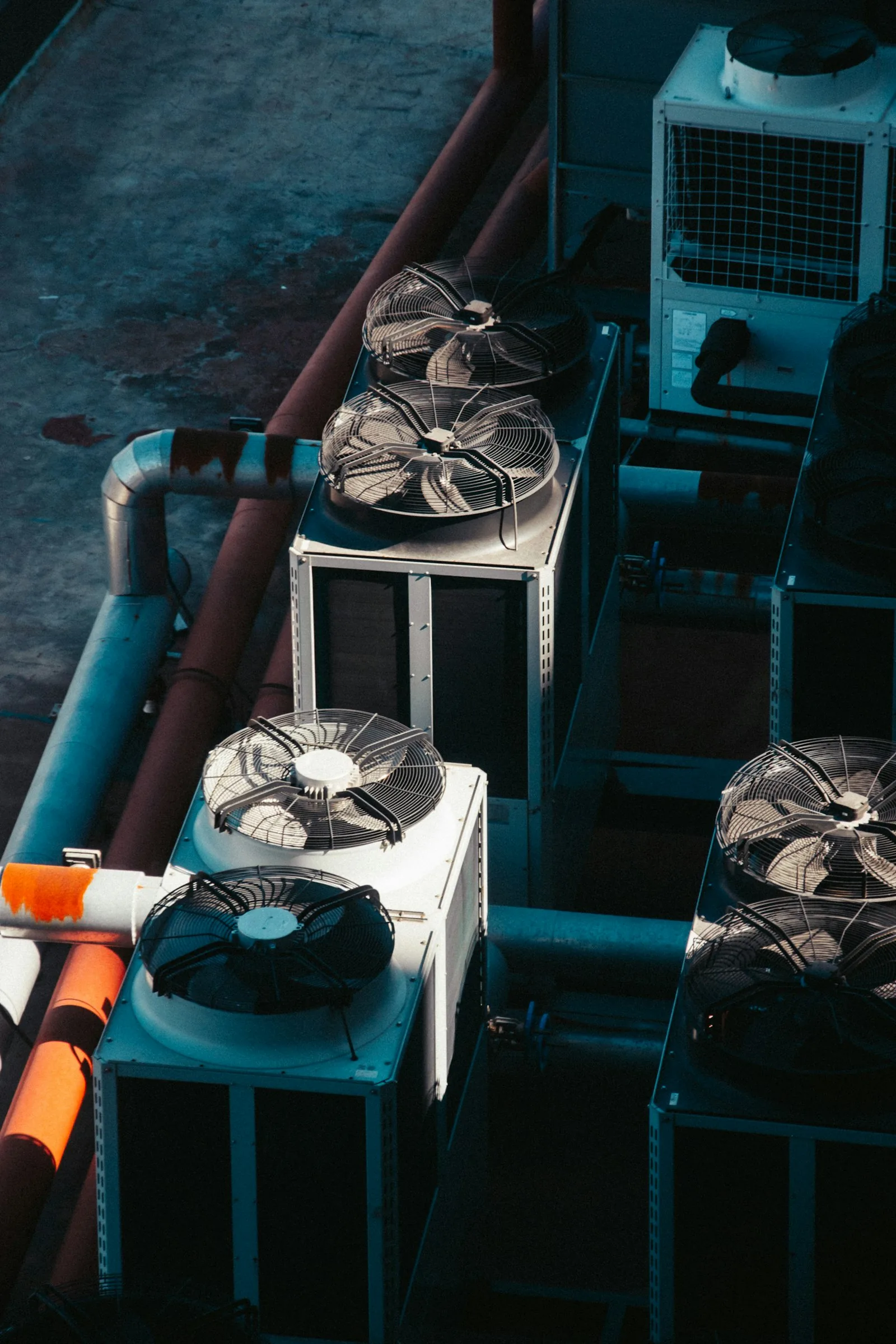 Capturing the "Last Look" in Storm Markets